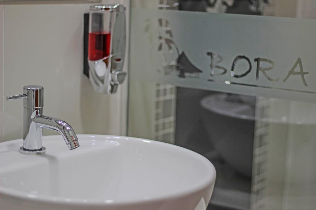 Bora Hotel Iquitos Phòng bức ảnh